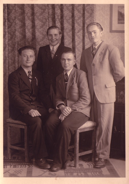 Kischludt; Rudolf Koltai, Josef Rezgo, Michael Magvas